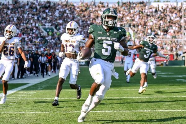 Balanced Michigan State dismantles Prairie View A&M 40-0