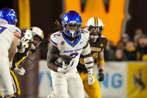 Meet the 12 CFP Title Contenders: No. 3 Boise State