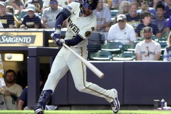 Phillies rally from 5-1 deficit to edge Brewers in slugfest