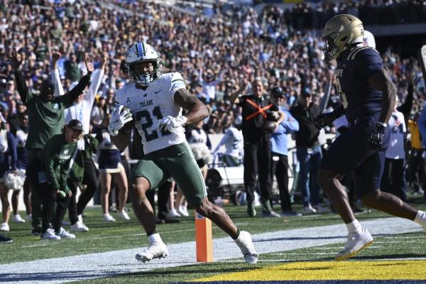 No. 17 Tulane meets Memphis, eyes playoff berth