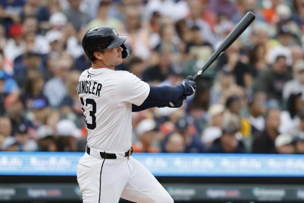 Tigers score early, go on to sweep series from Astros