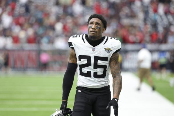 Reports: Texans CB Ronald Darby set to retire