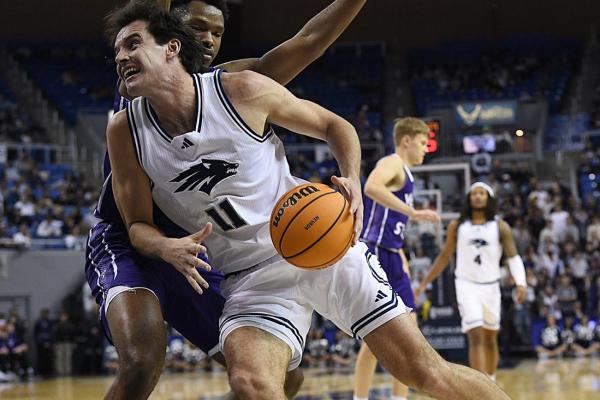 Unbeaten Nevada, Vanderbilt clash in Charleston Classic