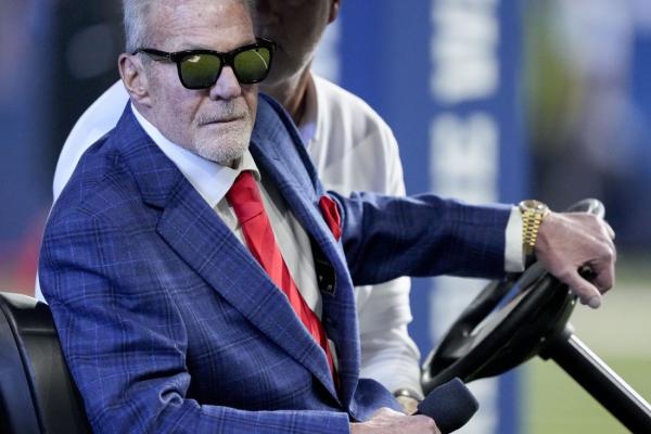 Colts inducting late Jim Irsay in Ring of Honor in Week 1