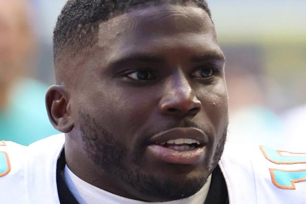 NFL reviewing domestic violence allegations against Dolphins WR Tyreek Hill