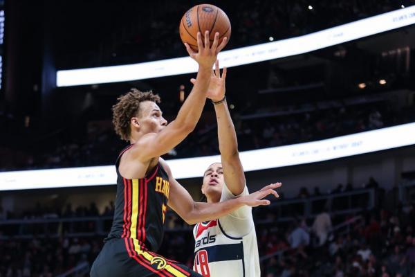 Newcomer Dyson Daniels raising Hawks' play as they head to Portland thumbnail