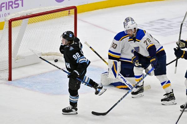 Clayton Keller vaults Utah Hockey Club past Blues