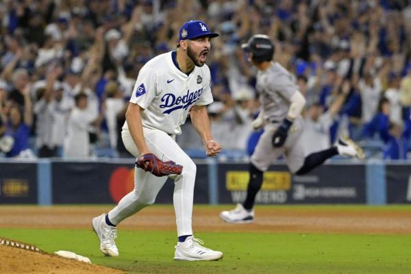 Dodgers thwart Yanks’ comeback, lead World Series 2-0