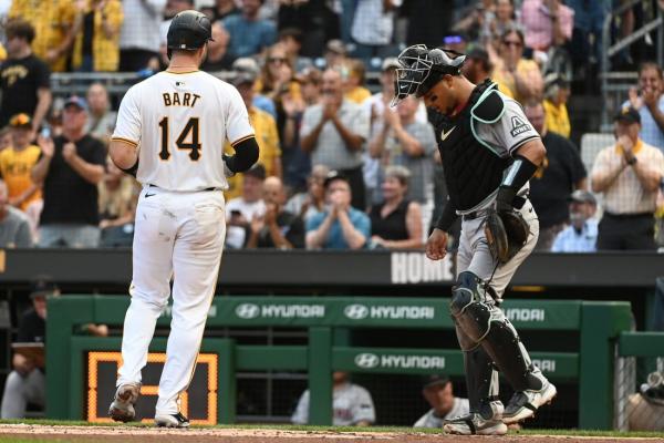 Bryan Reynolds, Joey Bart help Pirates down Diamondbacks thumbnail