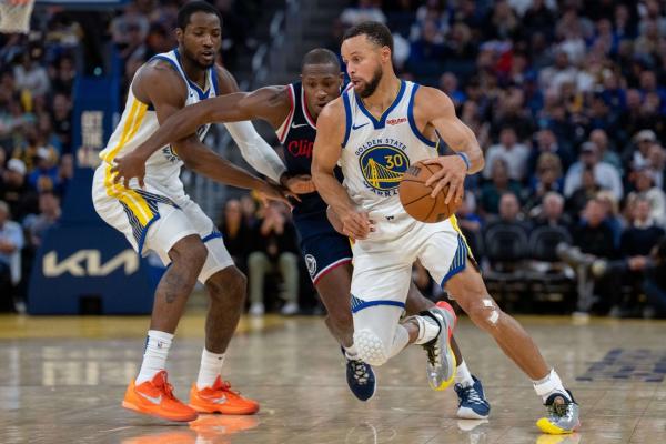 Clippers aim to continue upward trend against Warriors
