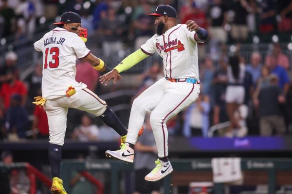 Braves erase 6-run deficit to slay White Sox