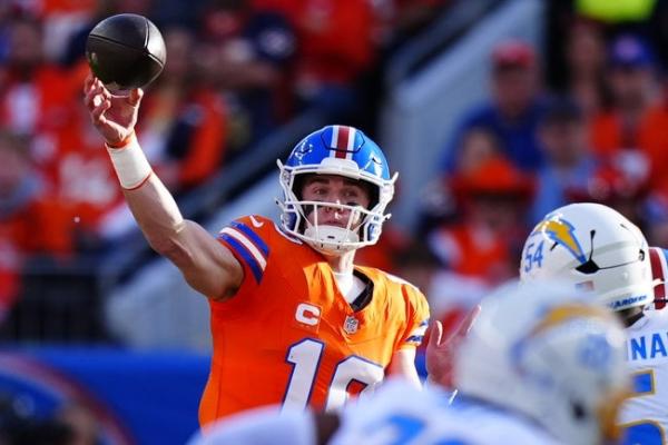 Broncos beat resting Chargers to earn 14th win, AFC’s top seed
