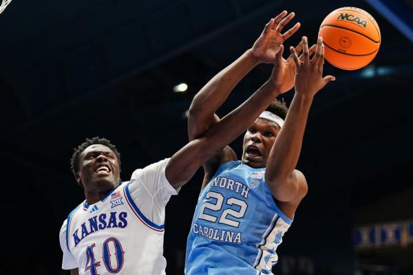 No. 1 Kansas squanders lead, still tops No. 9 North Carolina