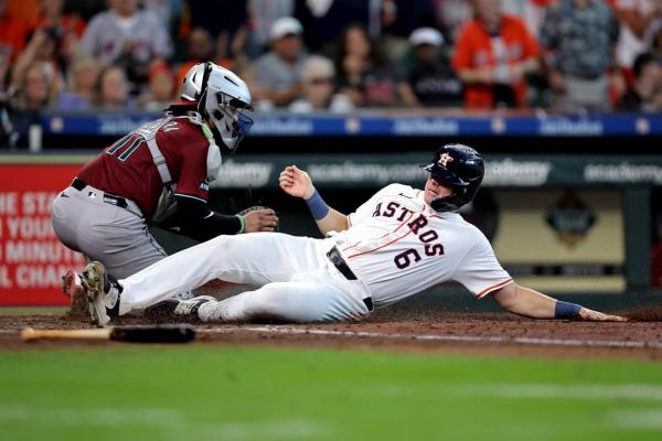 Two big innings propel Astros past Diamondbacks