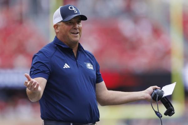 Report: New deal for Georgia Southern’s Clay Helton