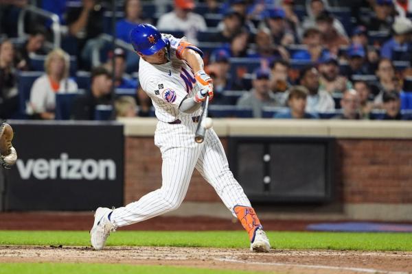 Mets stop Phillies from clinching division for second straight game