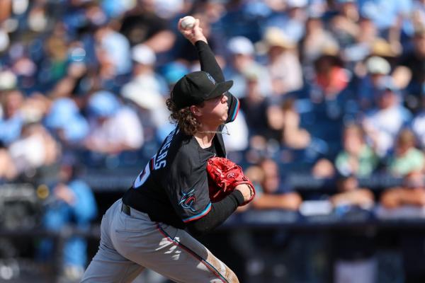 Marlins halt skid with 11-10 win over Rays in extras