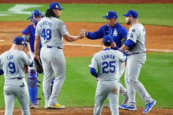 Dodgers RHP Brusdar Graterol out until midseason after shoulder surgery