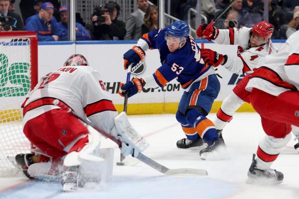 Islanders finish comeback from early hole to beat Hurricanes in OT