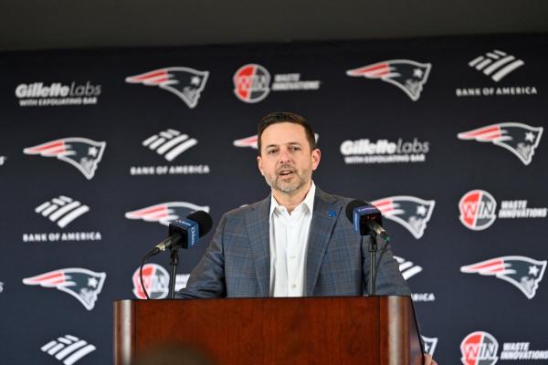 Patriots willing to part with picks if right player is available