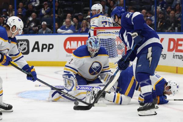 Newcomer Oliver Bjorkstrand notches winner for Lightning in high-scoring thriller vs. Sabres