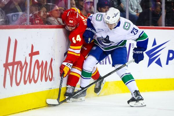 Canucks’ Jonathan Lekkerimaki to make debut vs. Flames