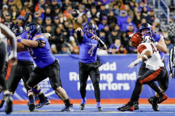 Maddux Madsen’s 4 TD tosses take No. 15 Boise State past SDSU