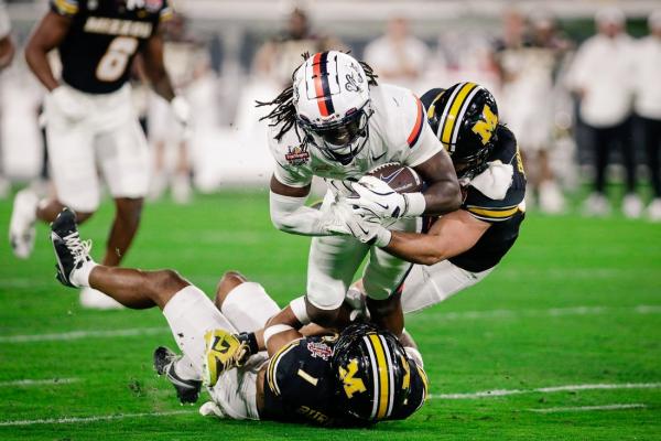 No. 19 Virginia throttles Missouri to capture Gator Bowl