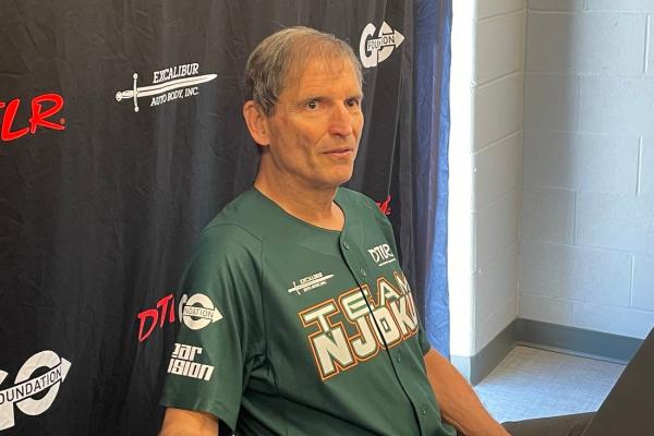 Bernie Kosar leaving hospital one week after transplant