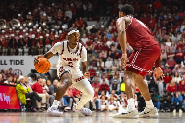 Arkansas, desperate for defining win, faces No. 1 Auburn