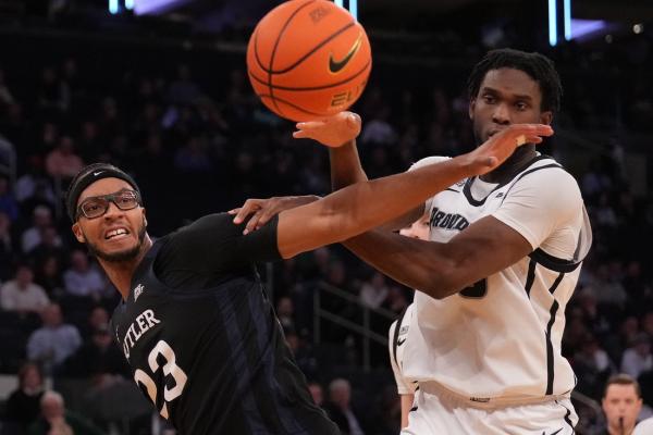 Butler advances with wire-to-wire win over Providence