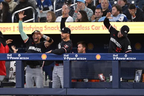 Matt Wallner, Luke Keaschall lead Twins past Blue Jays