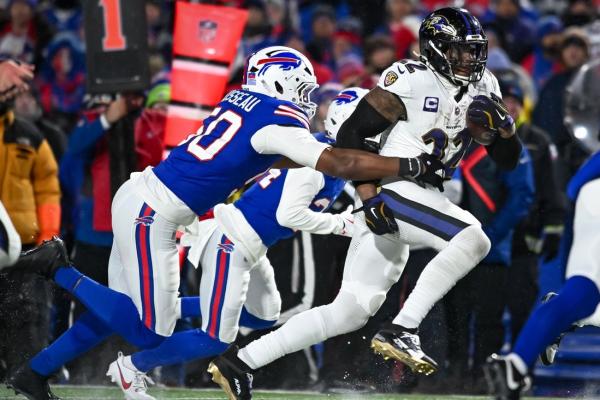 Ravens RB Derrick Henry agrees to 2-year, $30M extension