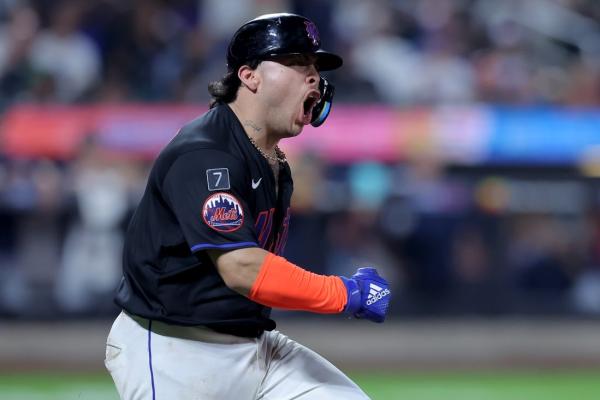 Reports: Mets C Francisco Alvarez (thumb) headed to IL
