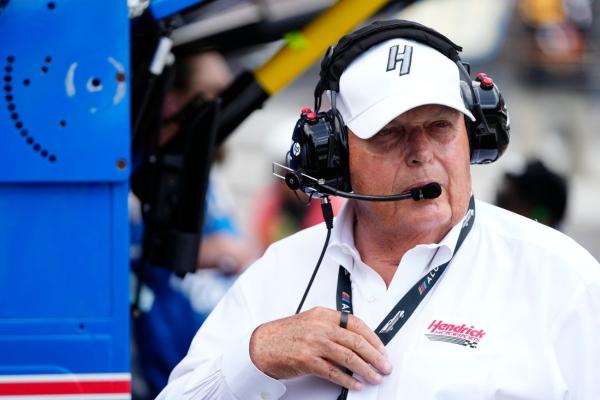 Judge: Roger Penske, Rick Hendrick must give depositions in 23XI, Front Row case