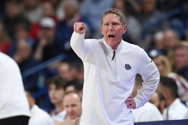 Graham Ike, No. 3 Gonzaga roll to road win over SDSU