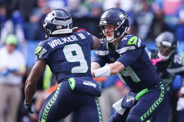 Seahawks reset, bank on Sam Darnold rebound at Titans