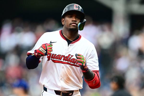 Angel Martinez’s 3-run HR helps Guardians rally past Dodgers