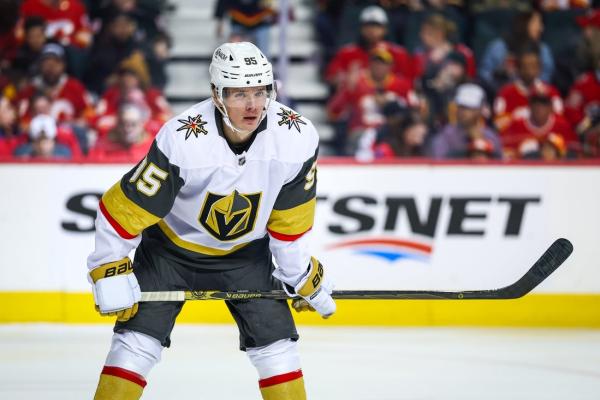Avalanche sign F Victor Olofsson to 1-year contract