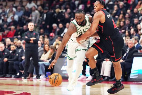 Jaylen Brown, Jayson Tatum help Celtics close out Raptors