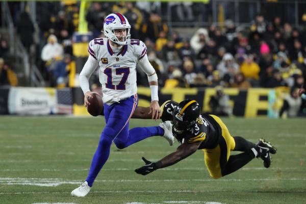 Josh Allen sets rushing TD record, powers Bills to win over Steelers