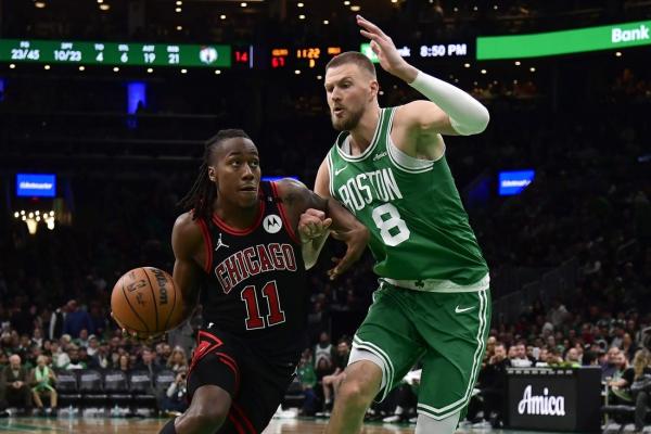 Kristaps Porzingis’ career night leads Celtics past Bulls