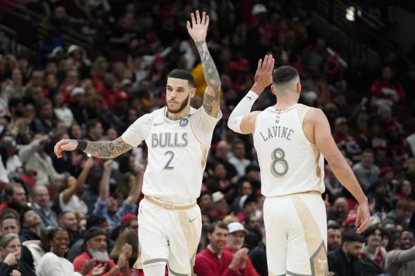 Lonzo Ball providing offensive spark as Bulls face Pelicans