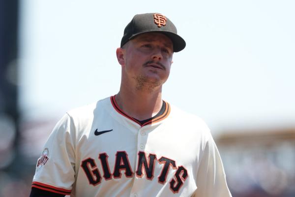Slumping Giants in scramble at 3B with Matt Chapman on IL