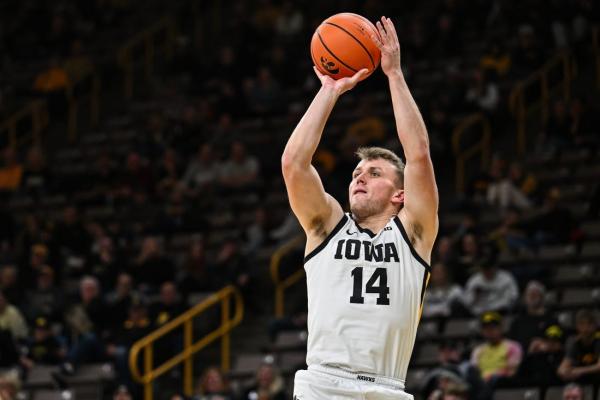 Brock Harding’s career night lifts Iowa past South Carolina Upstate