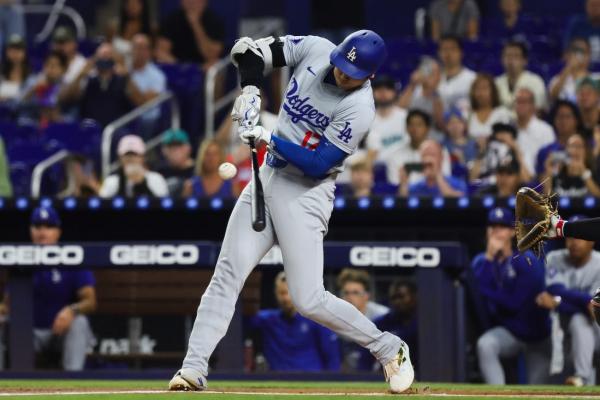 Shohei Ohtani closer to 50-50 mark as Dodgers sink Marlins