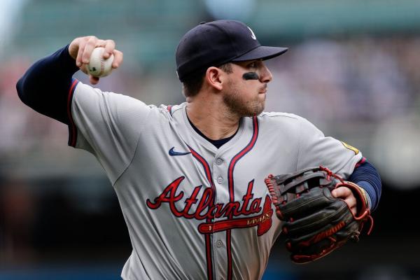 Braves 3B Austin Riley out 6-8 weeks with hand fracture