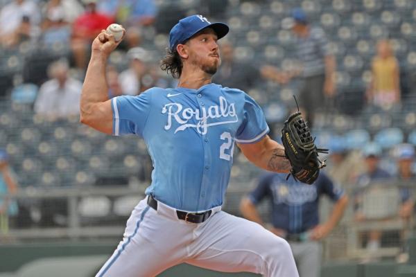 Royals RHP Michael Lorenzen (illness) scratched from start