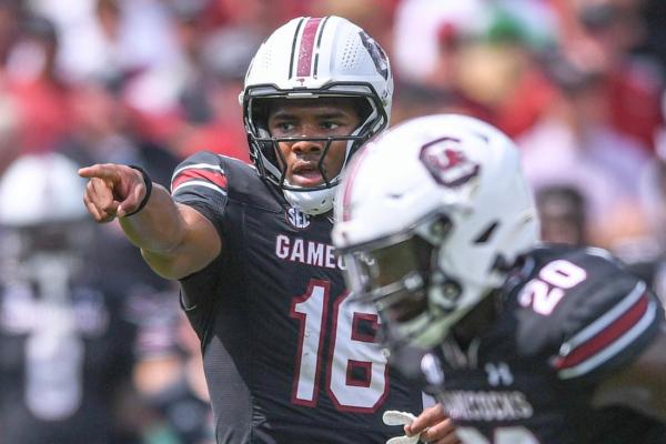 LaNorris Sellers, South Carolina take aim at Akron