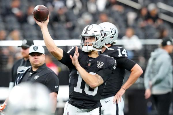 Bengals sign QB Desmond Ridder